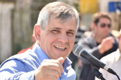 El ex comisario Guillermo Britos elegido por Milei para ser su candidato a gobernador