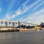 Nuevo movimiento portuario en SP: buque Strategic Entity con carga de granos