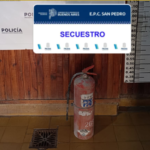 Tres menores ingresaron a la playa de camiones, rompieron una caja de seguridad y sustrajeron un extintor