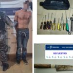Con un cuchillo, intentó agredir a policías durante un procedimiento y terminó detenido