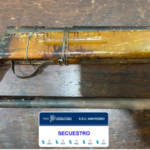 Violento episodio entre menores: un adolescente fue aprehendido tras efectuar disparos con un arma tumbera